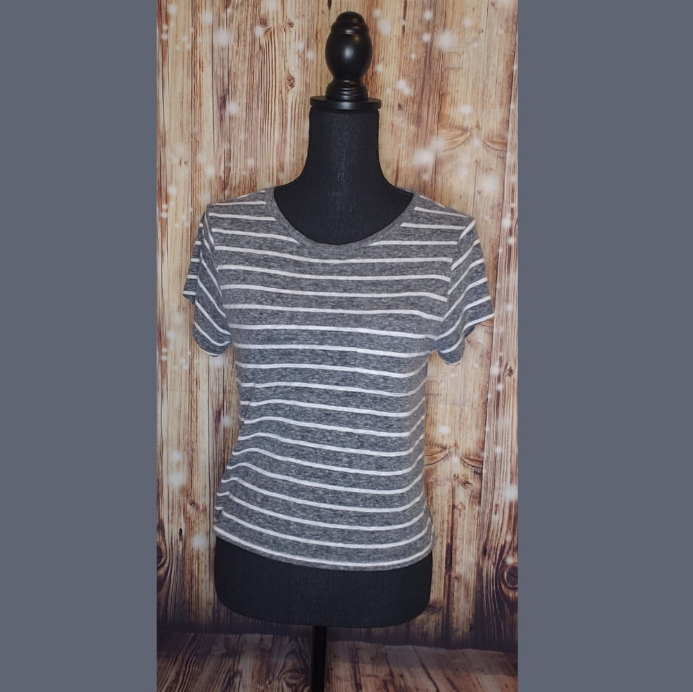 striped shirt